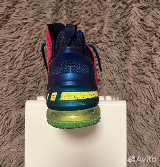 Кроссовки Nike Lebron 18 баскетбольные