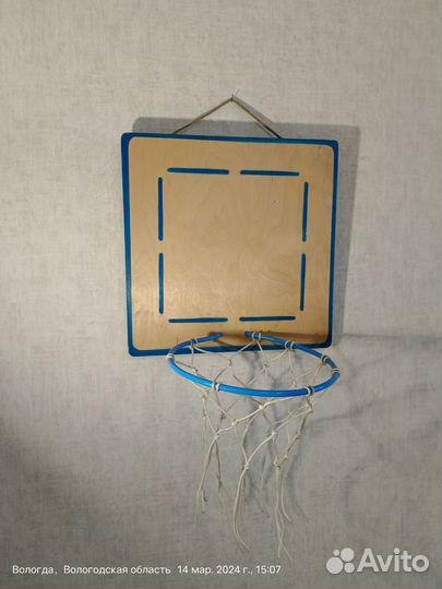 Баскетбольное кольцо с щитом