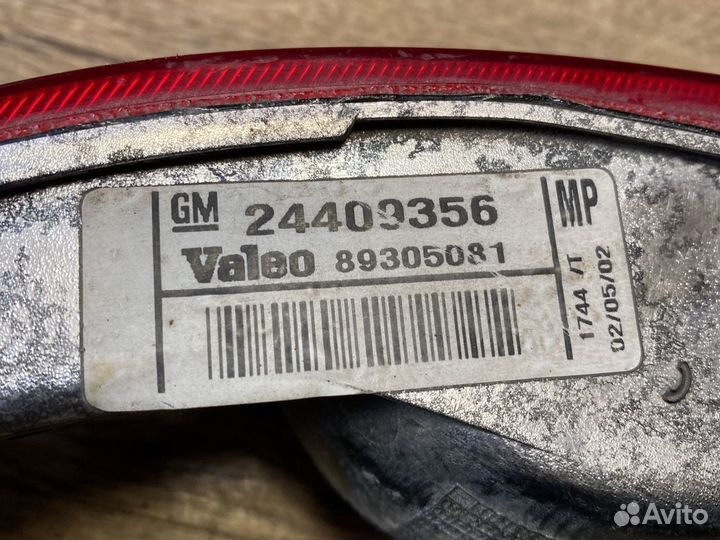 Opel corsa c задний правый фонарь