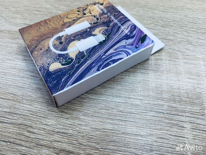 Адаптер переходник lightning на Jack 3.5мм (AUX )