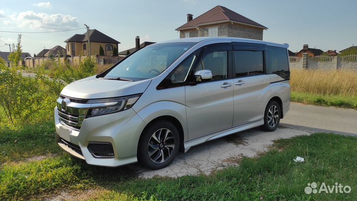 Honda Stepwgn, 2018