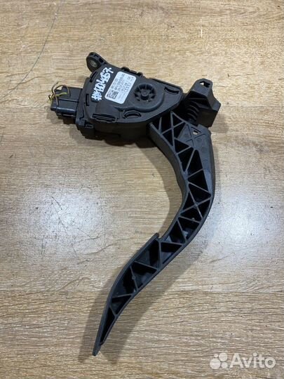 Педаль газа Audi A4 B8 301014