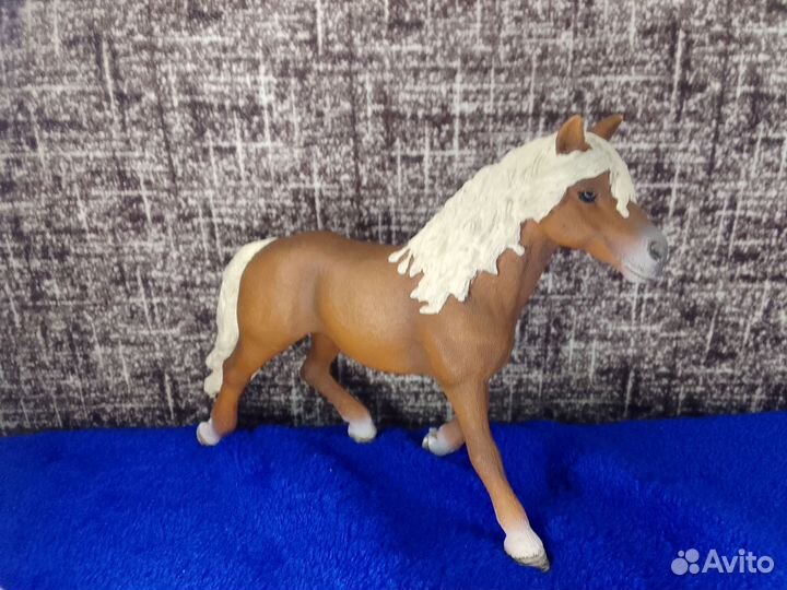 Фигурки лошадей schleich/mojo