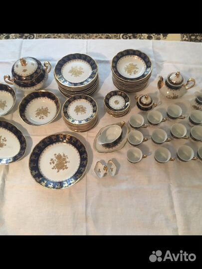Сервиз столовый и чайный «Золотая роза»
