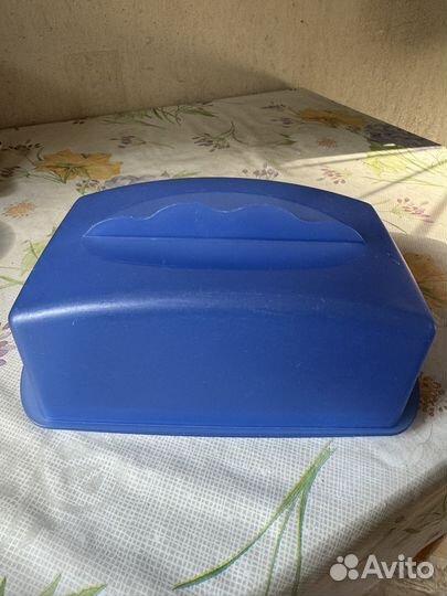 Контейнер Tupperware