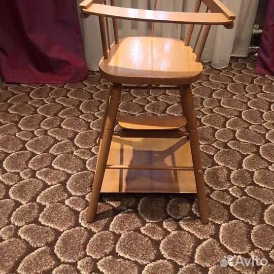 Стульчик для кормления