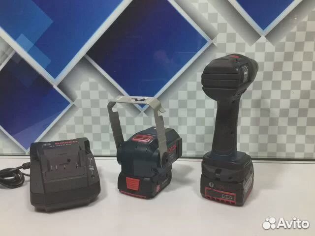 Шуруповерт Bosch Professional GSR 14,4 V-LI + фона