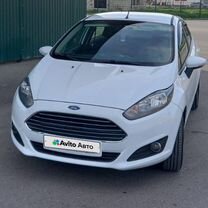 Ford Fiesta 1.6 AMT, 2015, 89 000 км, с пробегом, цена 830 000 руб.