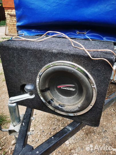 Автомобильный сабвуфер бу