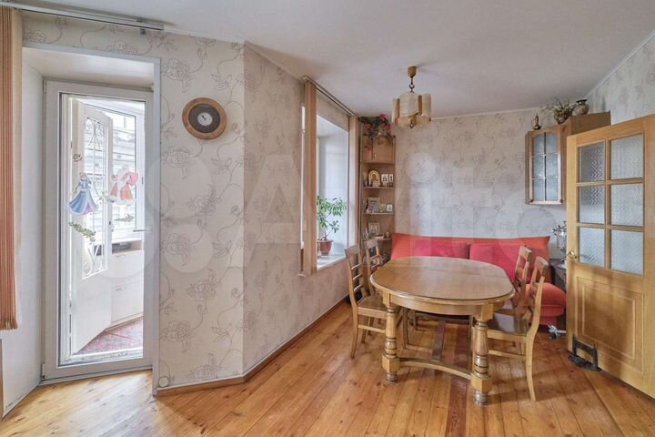 4-к. квартира, 112 м², 1/6 эт.