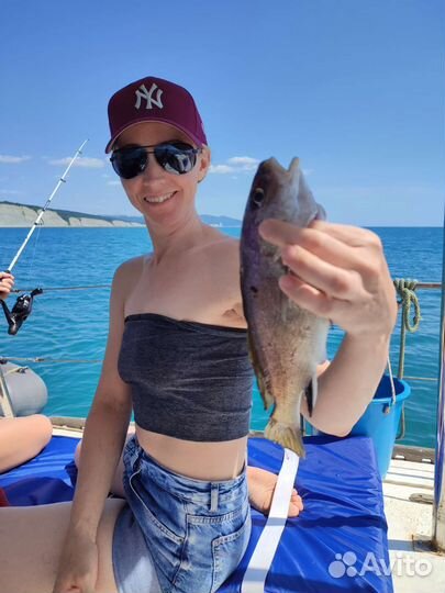 Рыбалка на яхте, прогулки