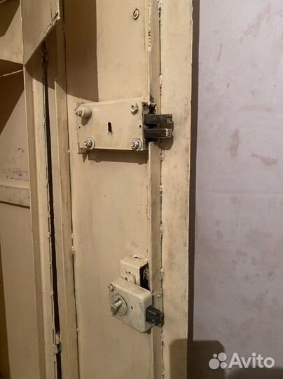 Оружейный сейф