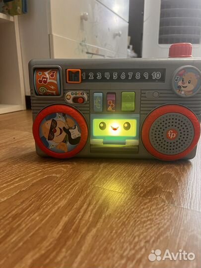 Игрушка магнитофон Fisher Price