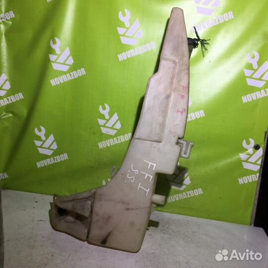 Бачок омывателя лобового стекла Форд Фокус 1