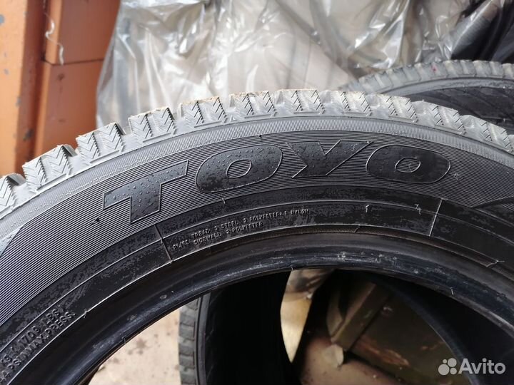 Toyo Observe GSi-5 225/60 R17