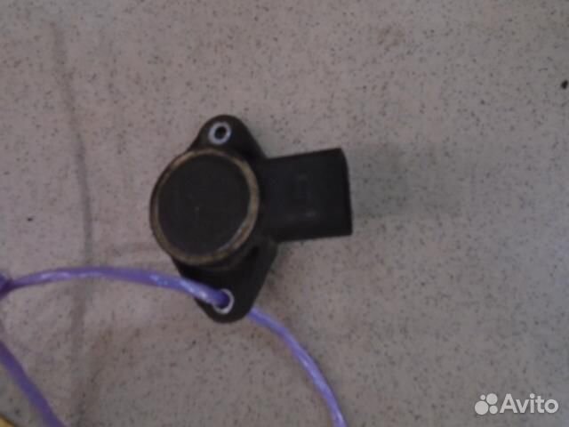 Датчик положения дроссельной заслонки Volkswagen