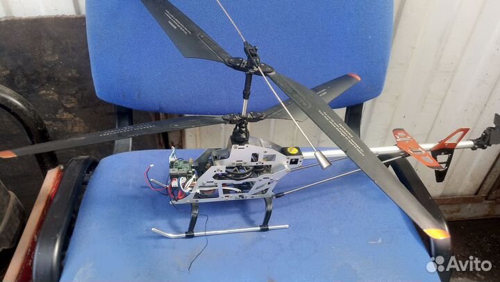Модель вертолета