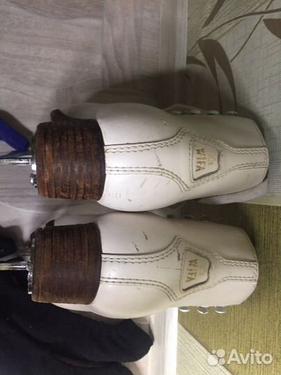 Фигурные коньки wifa