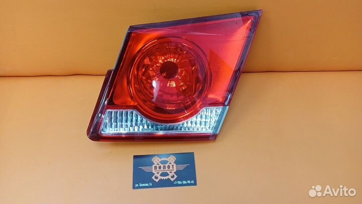 Фонарь задний BodyParts cvcrz09-750-R Chevrolet