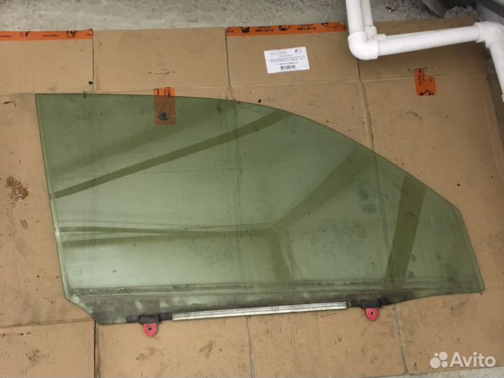 Стекло переднее правое Toyota 4Runner(2629)