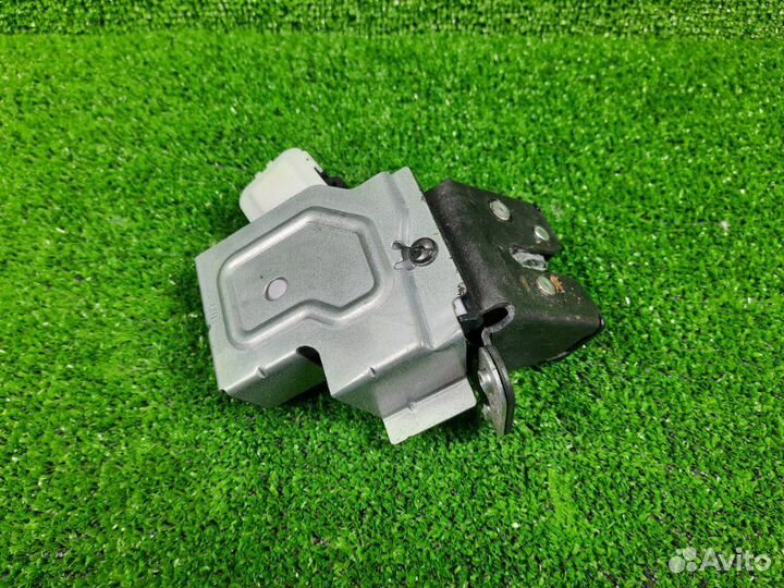 Замок багажника Mazda Mazda3 BL lfvd 2010