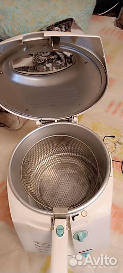 Фритюрница scarlet