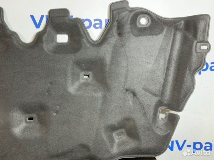 Шумоизоляция капота Volvo V40 2015
