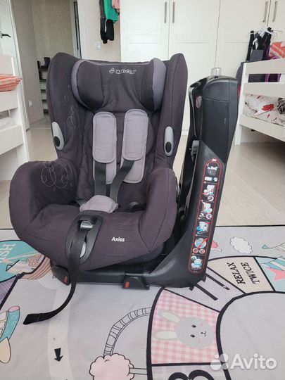Детское автокресло maxi cosi axiss до 4 лет