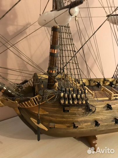 Деревянный корабль
