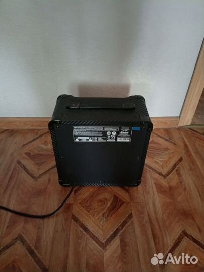 Гитарный комбоусилитель Marshall 25w