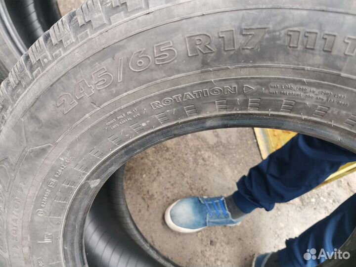 Nokian Tyres Hakkapeliitta 5 245/65 R17