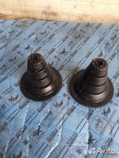 Опора задней пружины верхняя Lexus Lx450D 4.5 2018