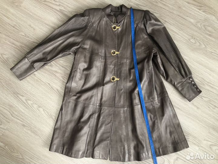 Кожаное пальто 48 размер