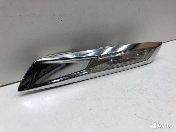 Повторитель на крыло правый Bmw 5-серия F10 2009-2