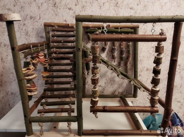 Игровой стенд для попугая