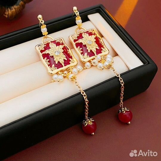 Золотые винтажные серьги