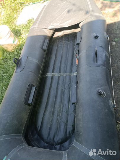 Лодка омега 21