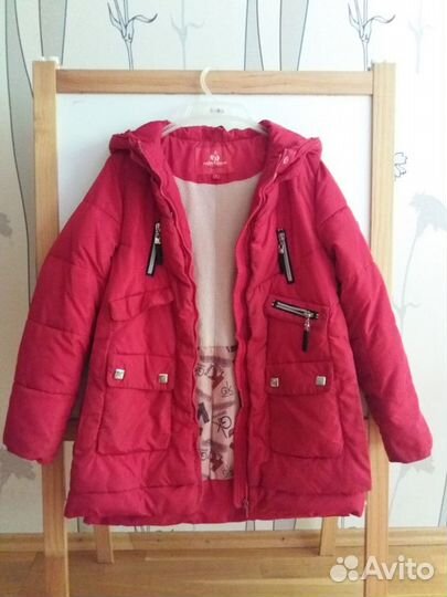 Красные зимние Куртка и Варежки машинное производс