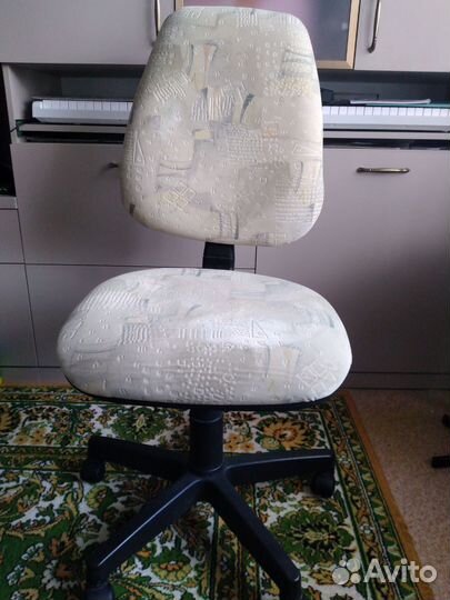 Компьютерное кресло