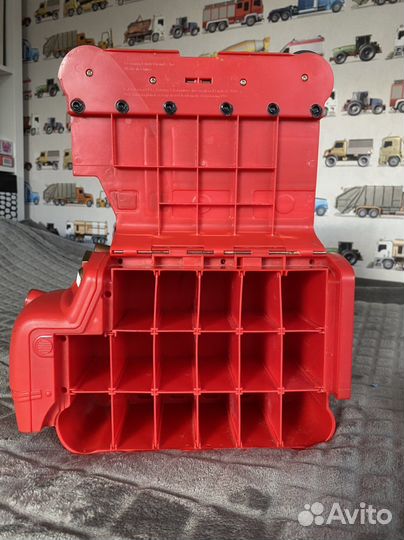 Чаггинтон кейс для паровозиков