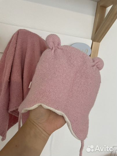 Шапка на девочку на флисе reima