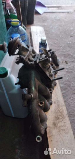 Впускной коллектор