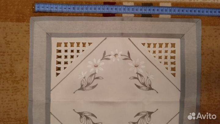 Салфетки тканевые с шитьем