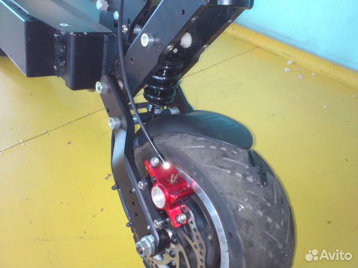 Электросамокат ultron T108