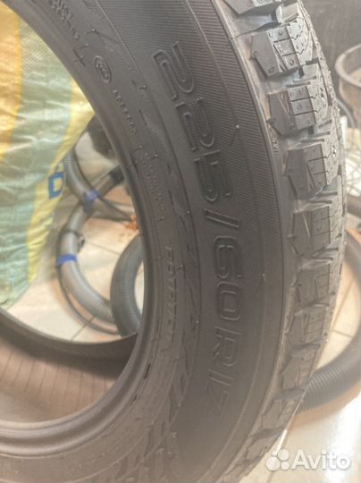 Nokian Tyres Hakkapeliitta 9 SUV 225/60 R17