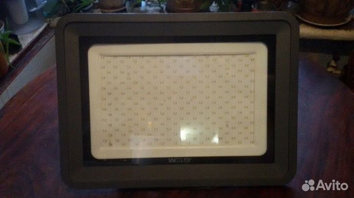 Светодиодный прожектор 200 вт