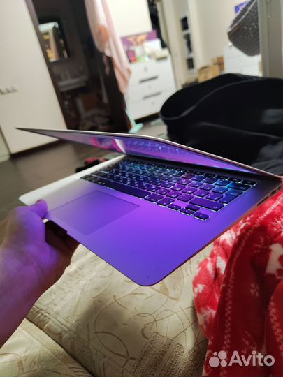 Apple MacBook Air 13 2017 отличный