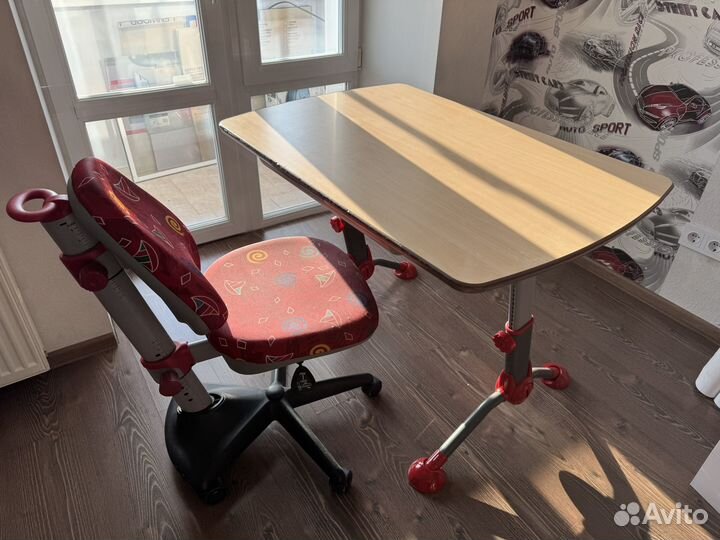 Компьютерное кресло