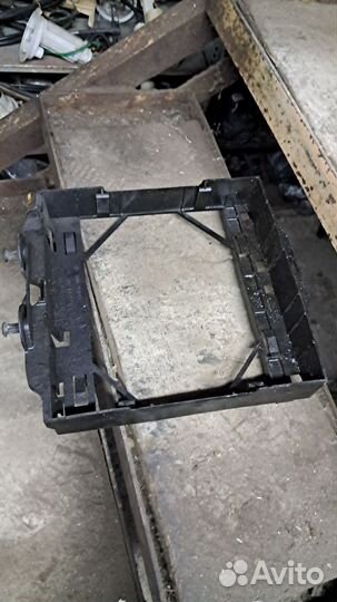 Рамка дополнительнго масляного радиатора бмв ф01/2