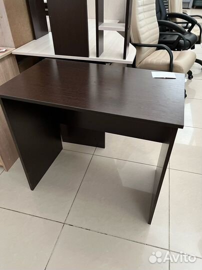 Стол компьютерный